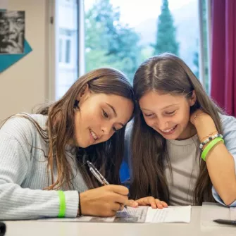 Elèves qui travaillent